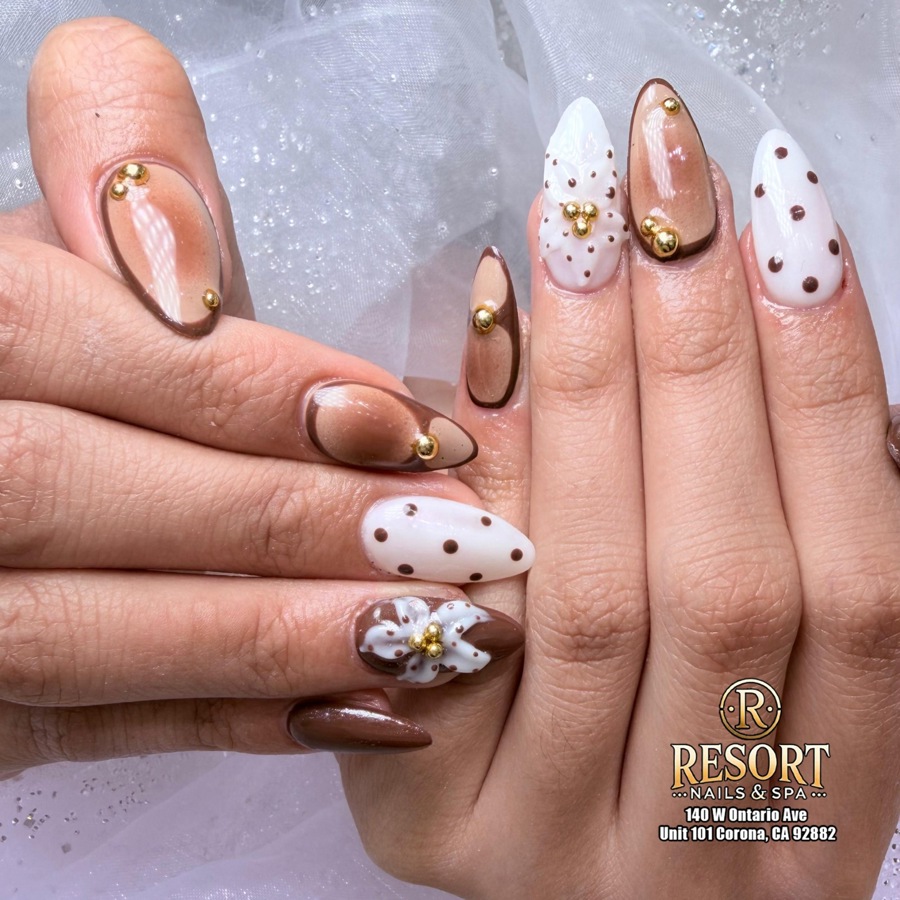 Resort Nails & Spa - Corona